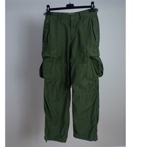 Aritzia TNA Supply Cargo Pant - Green size 4 - EUC